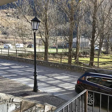 Piolet - Centro De - Wifi Benasque